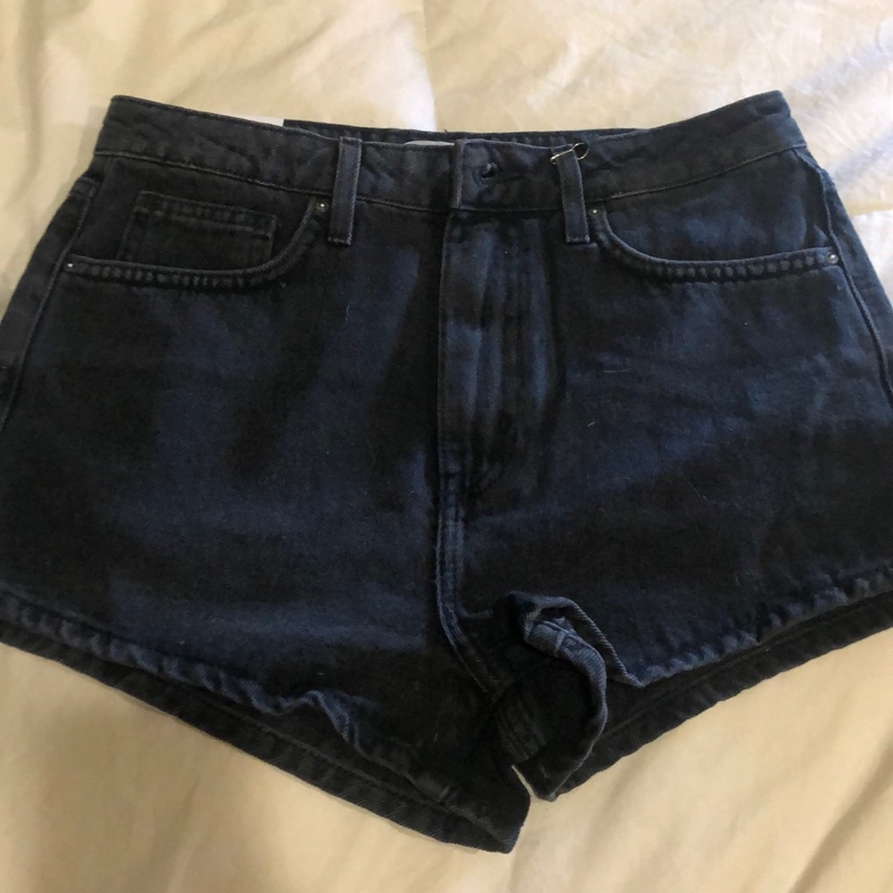 Black shorts forever 21 NWT high waisted